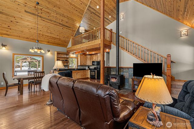 175 Deep Powder Lane, Leavenworth, WA 98826