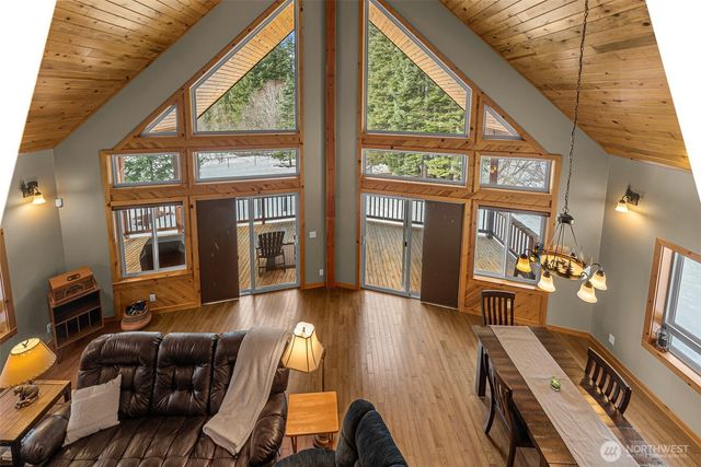 175 Deep Powder Lane, Leavenworth, WA 98826