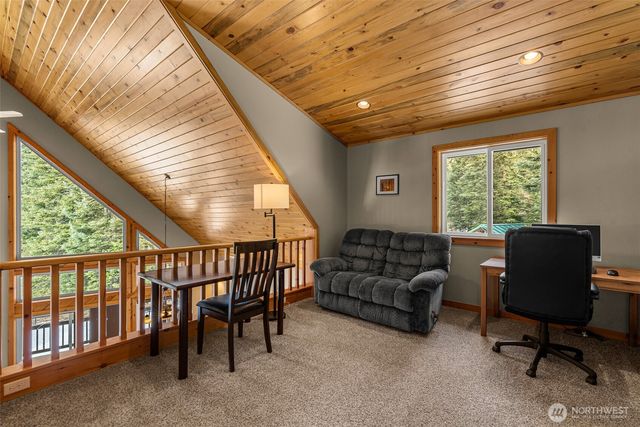 175 Deep Powder Lane, Leavenworth, WA 98826