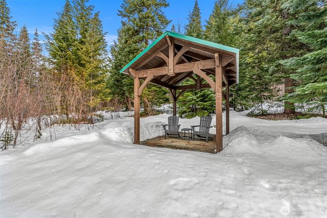 175 Deep Powder Lane, Leavenworth, WA 98826