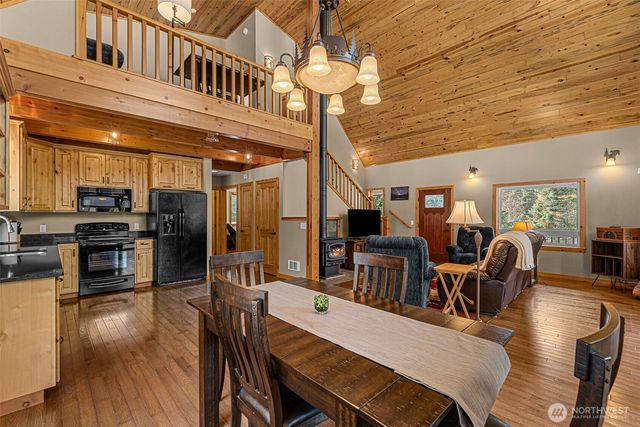 175 Deep Powder Lane, Leavenworth, WA 98826