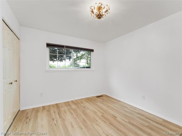 685 E Fox Hills Drive 67, Bloomfield Hills, MI 48304