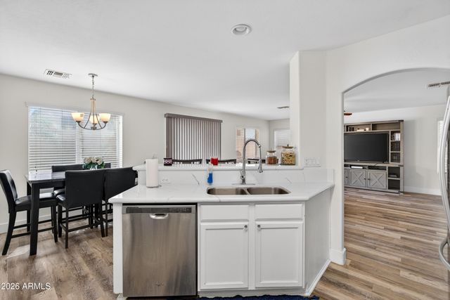 1061 E PONCHO Lane, San Tan Valley, AZ 85143