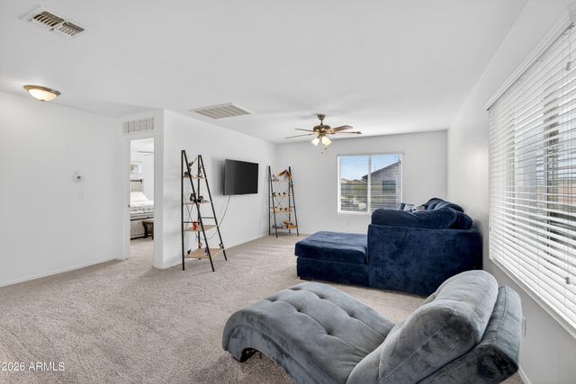 1061 E PONCHO Lane, San Tan Valley, AZ 85143
