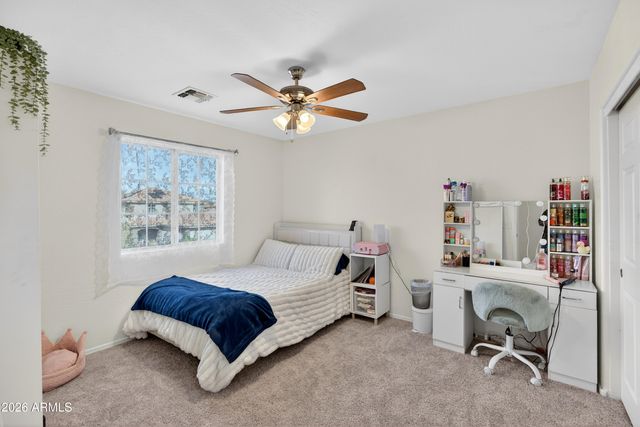 1061 E PONCHO Lane, San Tan Valley, AZ 85143
