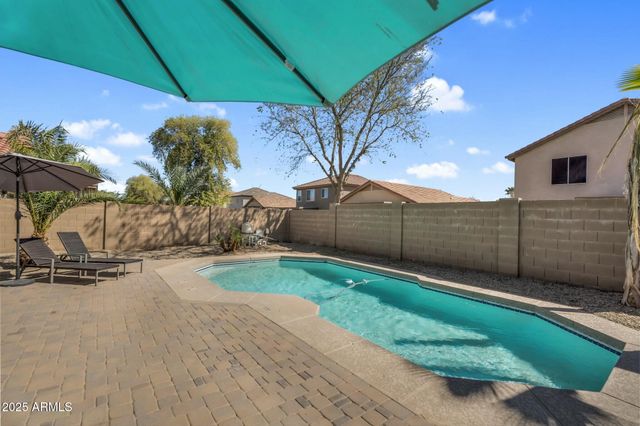 1061 E PONCHO Lane, San Tan Valley, AZ 85143