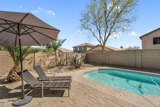 1061 E PONCHO Lane, San Tan Valley, AZ 85143