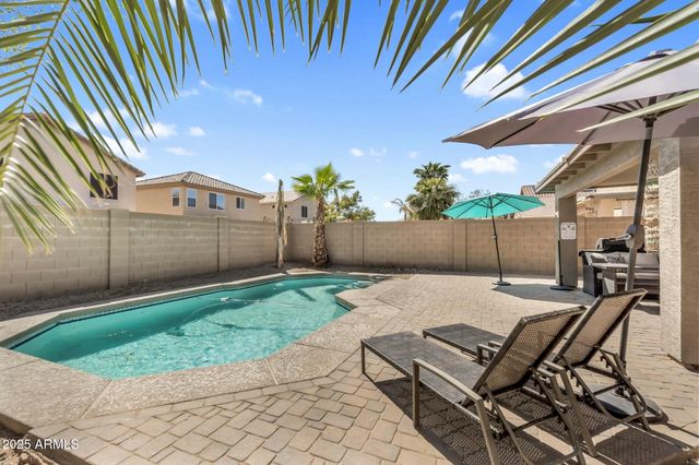 1061 E PONCHO Lane, San Tan Valley, AZ 85143
