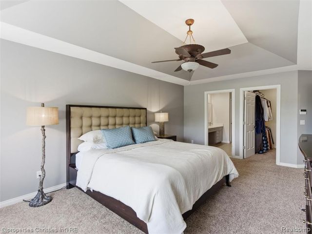 10822 Sparkling Waters Court, South Lyon, MI 48178