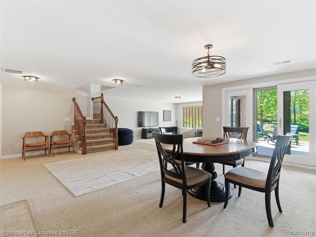 10822 Sparkling Waters Court, South Lyon, MI 48178