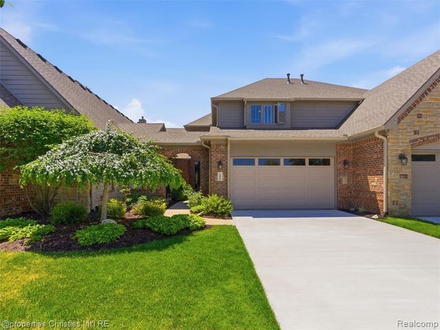 10822 Sparkling Waters Court, South Lyon, MI 48178