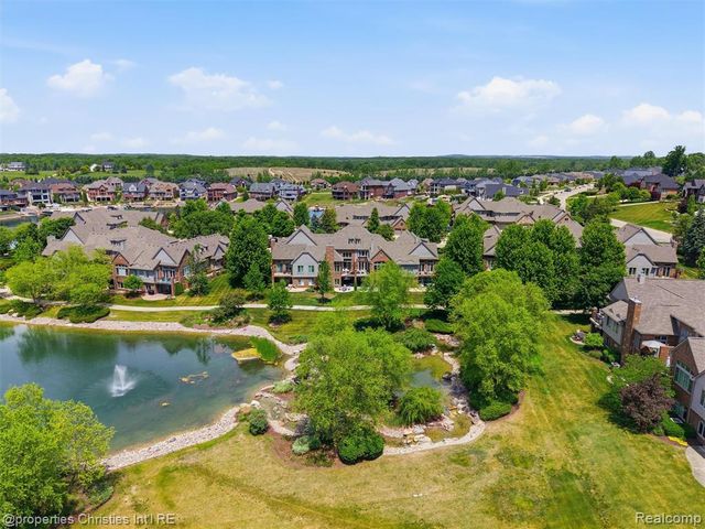 10822 Sparkling Waters Court, South Lyon, MI 48178