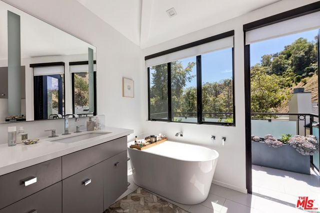 9743 Elderidge Drive, Beverly Hills, CA 90210