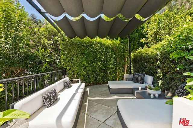 9743 Elderidge Drive, Beverly Hills, CA 90210