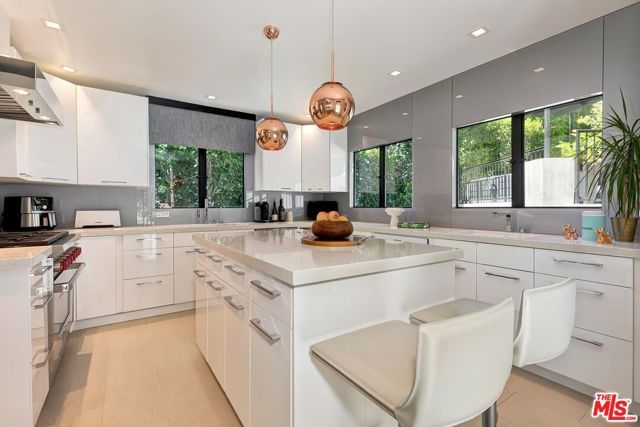 9743 Elderidge Drive, Beverly Hills, CA 90210