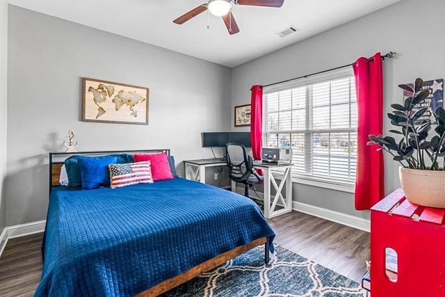 208 Suffolk Way, Mcdonough, GA 30252