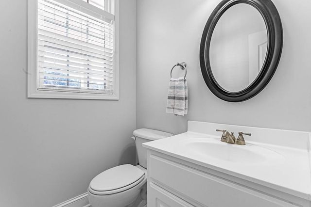 208 Suffolk Way, Mcdonough, GA 30252