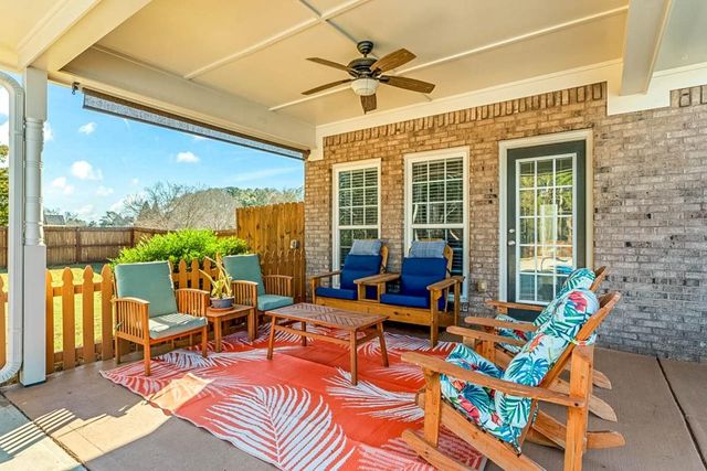 208 Suffolk Way, Mcdonough, GA 30252