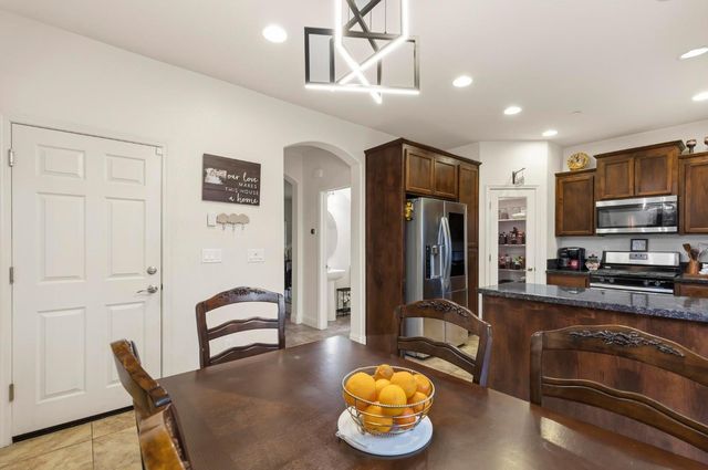 5615 Peach Tree Dr, Marysville, CA 95901