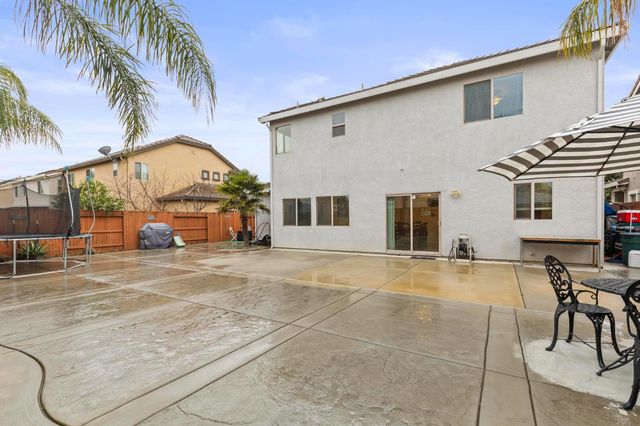 5615 Peach Tree Dr, Marysville, CA 95901