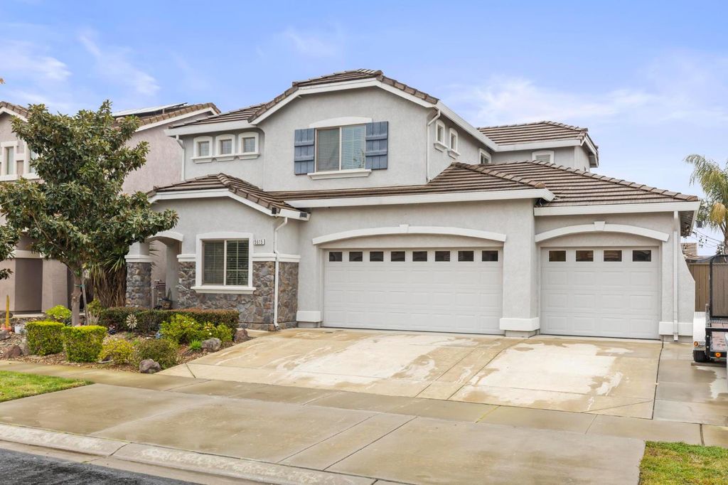 5615 Peach Tree Dr, Marysville, CA 95901