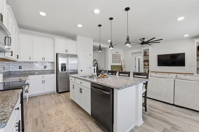 3010 MARINE GRASS DRIVE, Wimauma, FL 33598