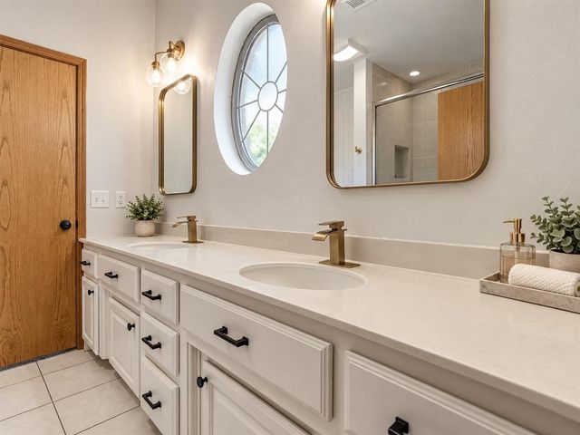 11500 Gateshead Drive, Oklahoma City, OK 73170