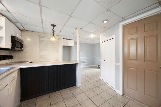 28 Maple Street, Chicopee, MA 01020