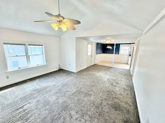 28 Maple Street, Chicopee, MA 01020