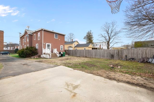 28 Maple Street, Chicopee, MA 01020