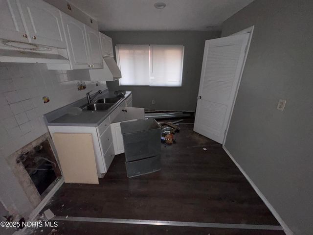 1431 Moore Street, Toledo, OH 43608