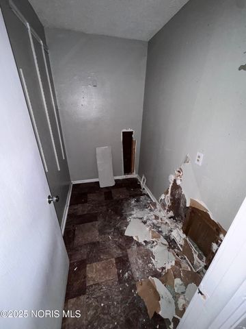 1431 Moore Street, Toledo, OH 43608