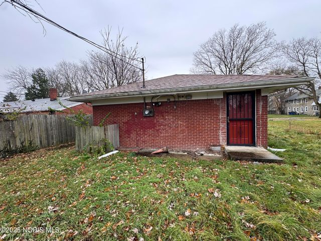 1431 Moore Street, Toledo, OH 43608