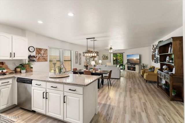 7544 W Spur Drive, Peoria, AZ 85383