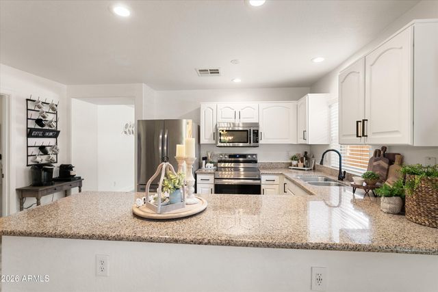 7544 W Spur Drive, Peoria, AZ 85383
