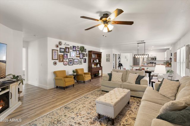 7544 W Spur Drive, Peoria, AZ 85383