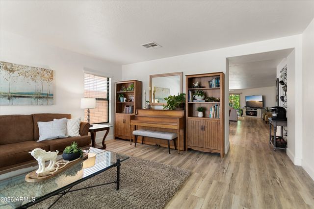 7544 W Spur Drive, Peoria, AZ 85383
