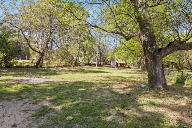 510 W 12th Street, Mt Pleasant, TX 75455