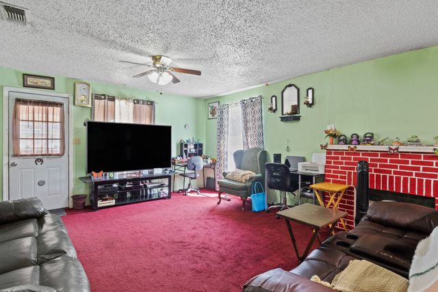 510 W 12th Street, Mt Pleasant, TX 75455