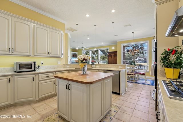 165 SEA ISLAND Drive, Ponte Vedra Beach, FL 32082