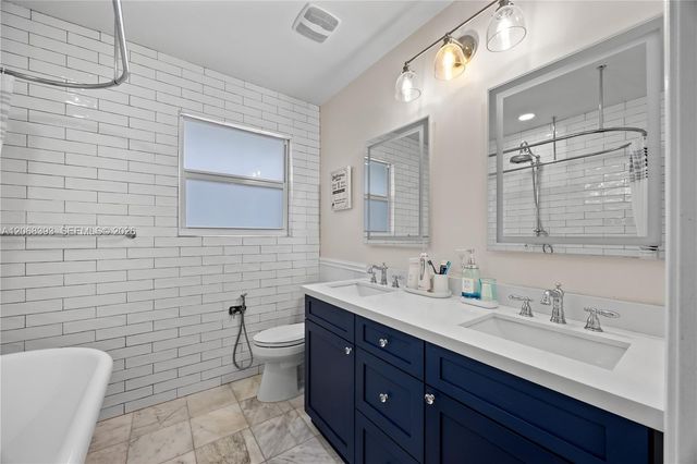 1523 Monroe Street, Hollywood, FL 33020