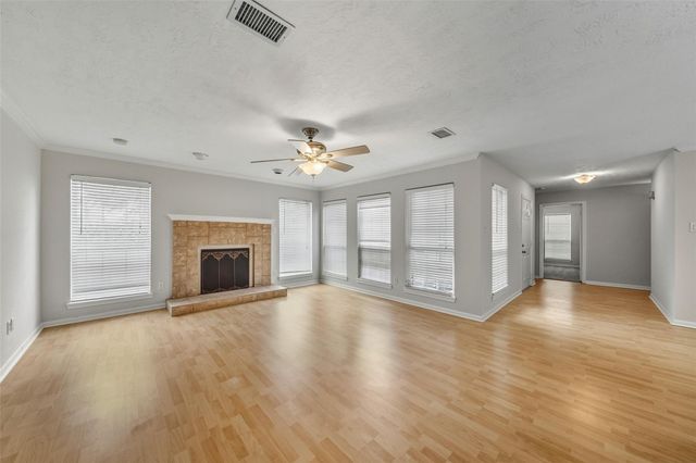 13819 Sheri Hollow Lane, Houston, TX 77082