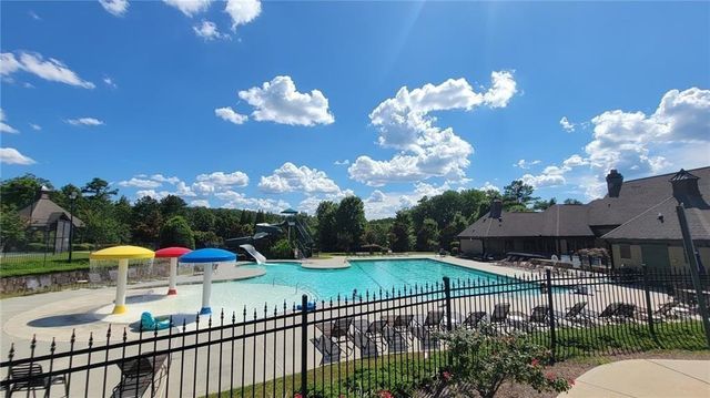 4819 Sierra Creek Drive Northeast, Hoschton, GA 30548