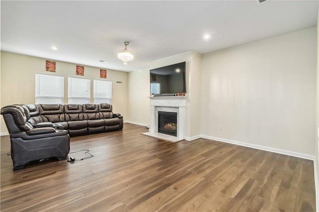 4819 Sierra Creek Drive Northeast, Hoschton, GA 30548