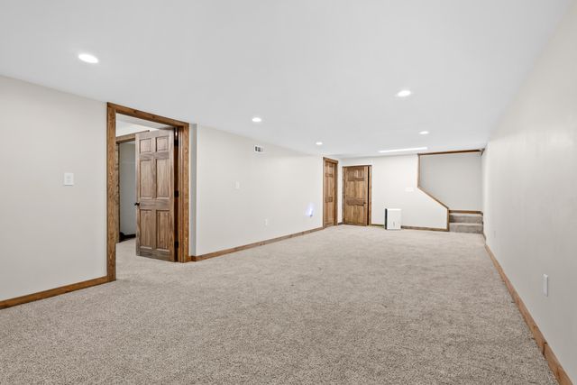 59445 S Lagrave Street, Paw Paw, MI 49079