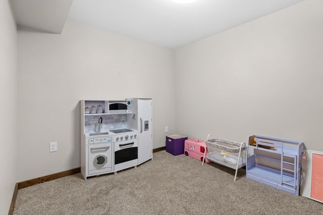 59445 S Lagrave Street, Paw Paw, MI 49079