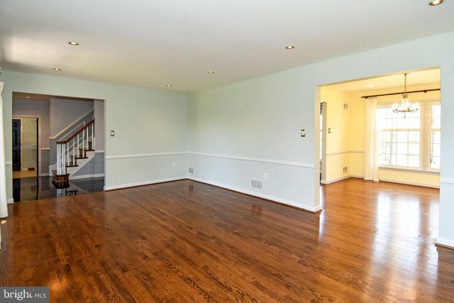 9309 REEF CT, Alexandria, VA 22309
