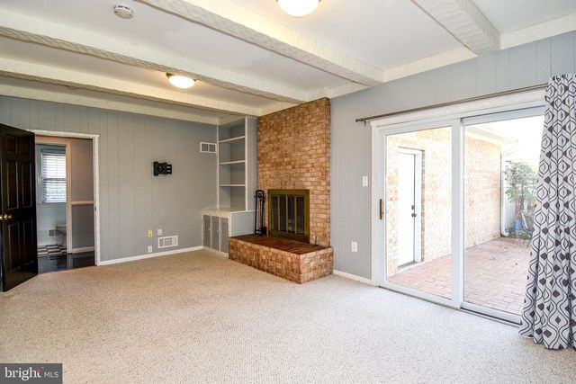 9309 REEF CT, Alexandria, VA 22309