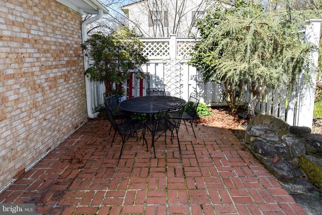 9309 REEF CT, Alexandria, VA 22309