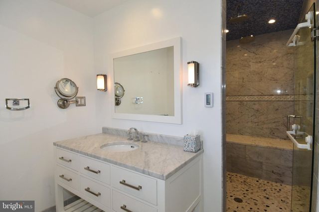9309 REEF CT, Alexandria, VA 22309